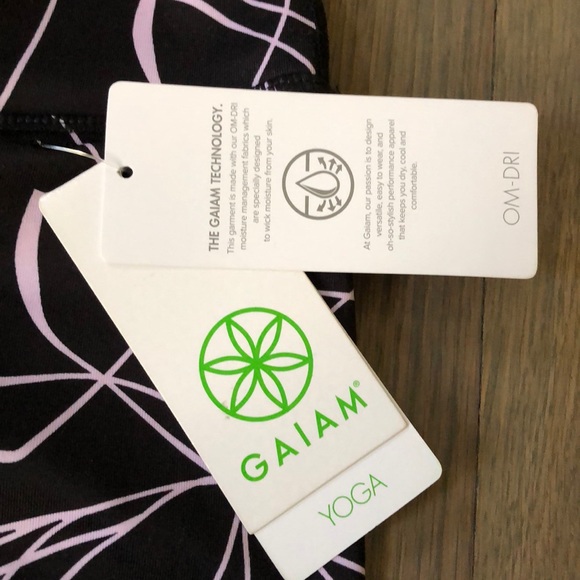 Gaiam NWT capri legging - Picture 5 of 12